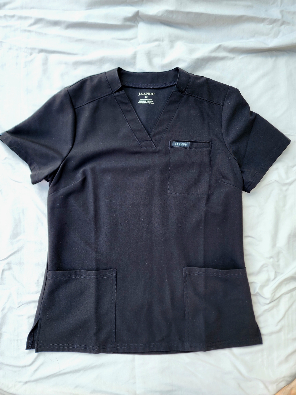 Jaanuu Black V-Neck Medical Scrub Top Womens Medium